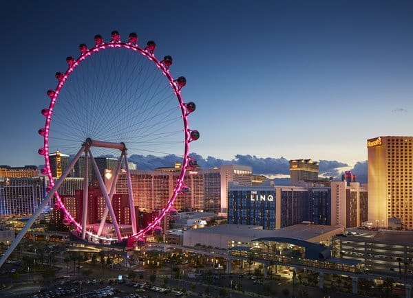 High Roller Ferris wheel at dusk in Las Vegas.