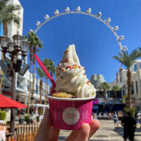 Frozen yogurt in Las Vegas with High Roller in background.